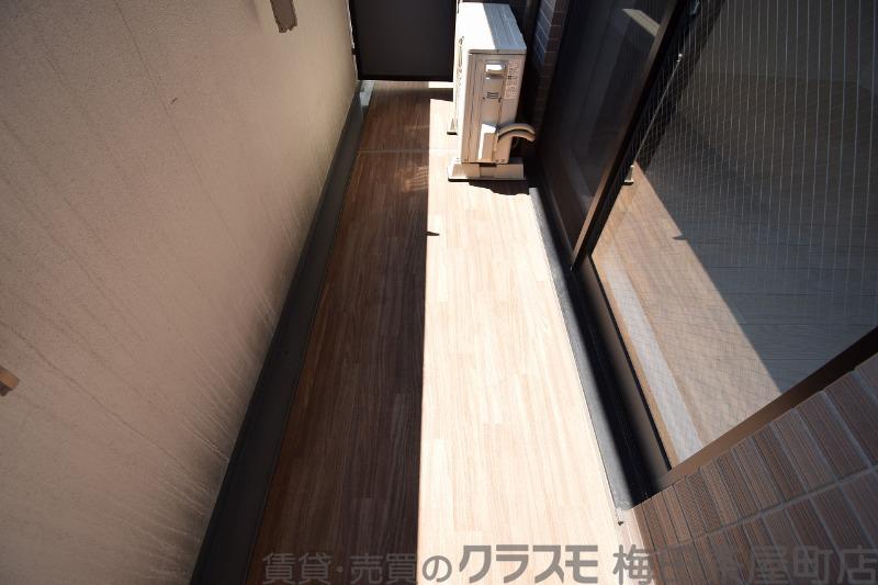 21/30 バルコニー