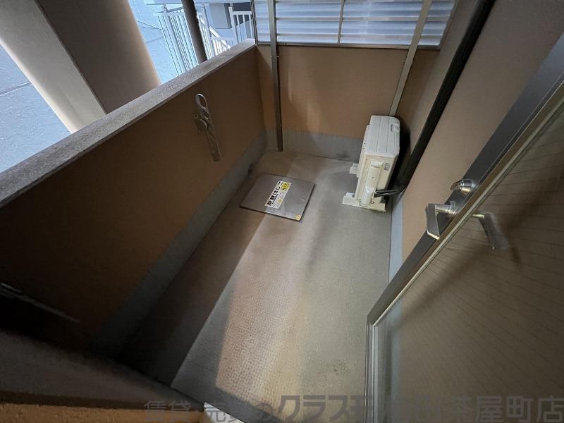 21/30 バルコニー