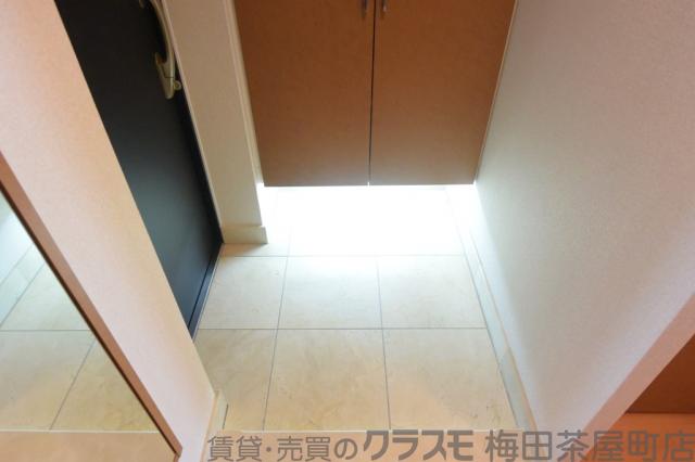 14/30 玄関
