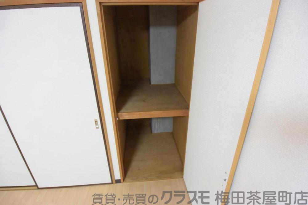 13/30 収納