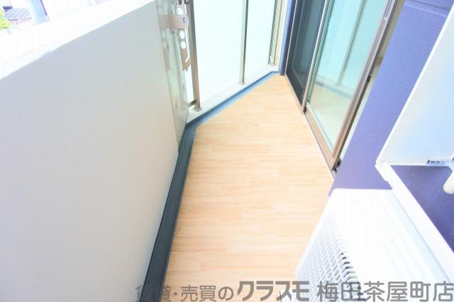 23/30 バルコニー