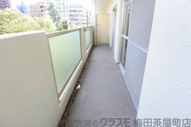 21/30 バルコニー