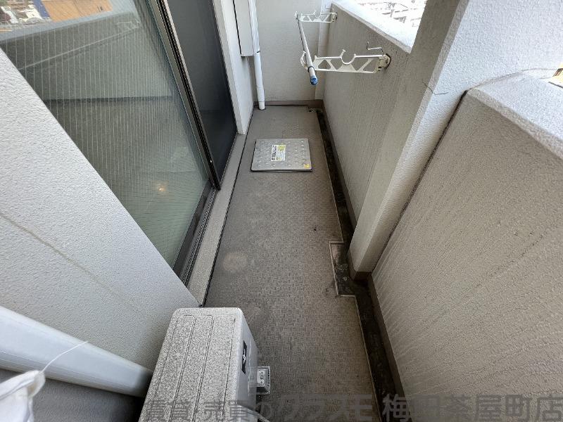 21/30 バルコニー