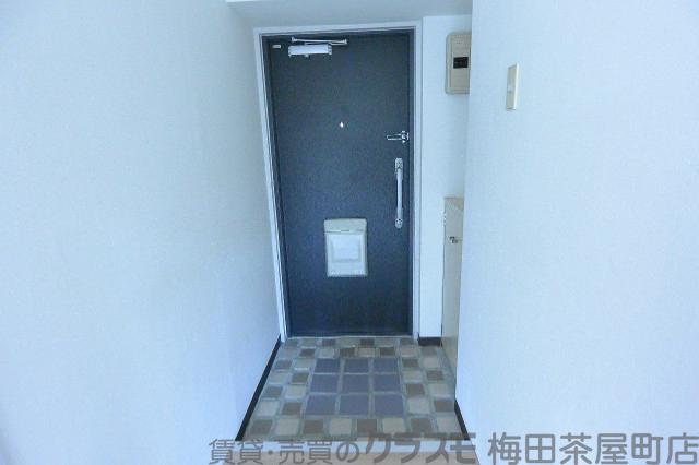 14/30 玄関