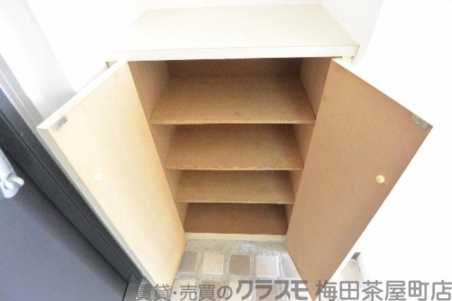 13/30 収納