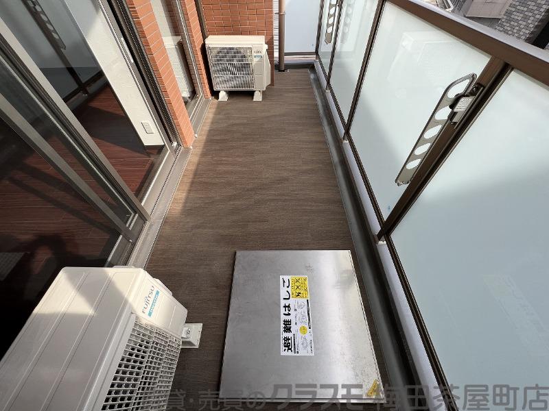 21/30 バルコニー