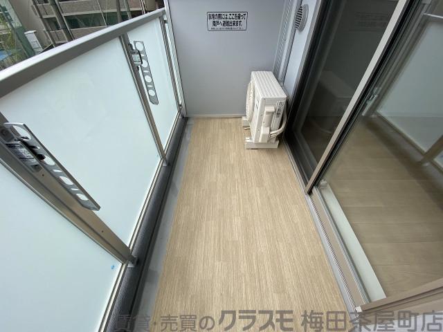 21/30 バルコニー