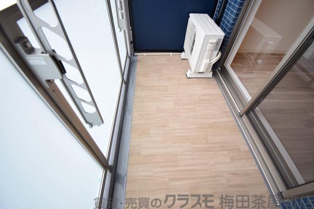 22/30 バルコニー