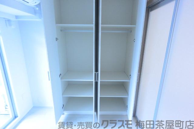13/30 収納