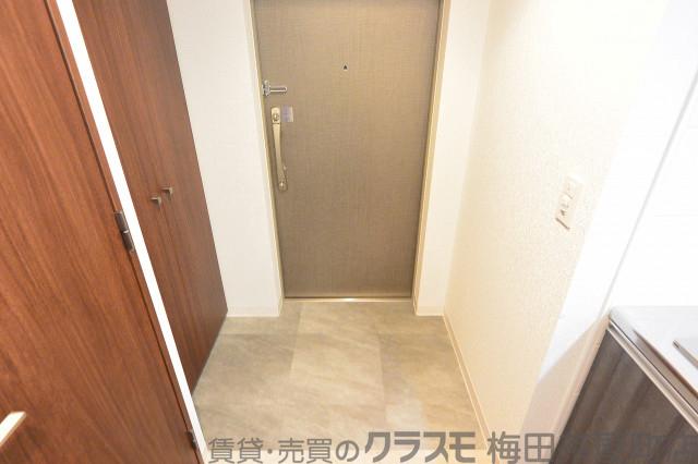 14/30 玄関