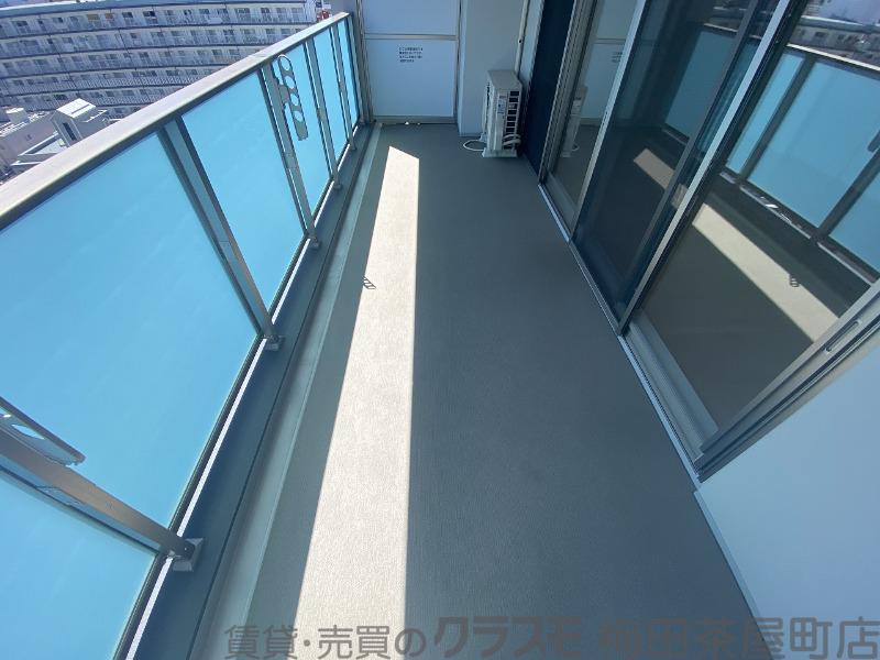 23/30 バルコニー