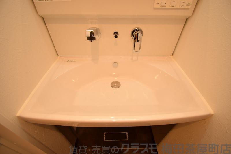 21/30 洗面