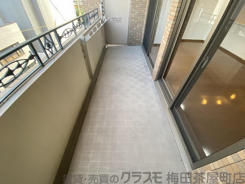 22/30 バルコニー