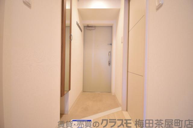 14/30 玄関