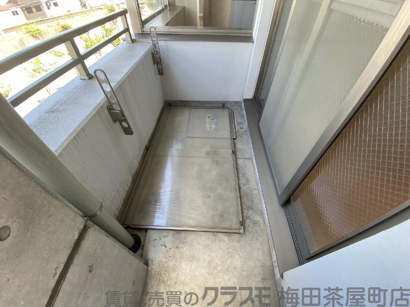 21/30 バルコニー