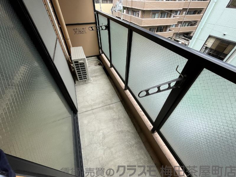 23/30 バルコニー
