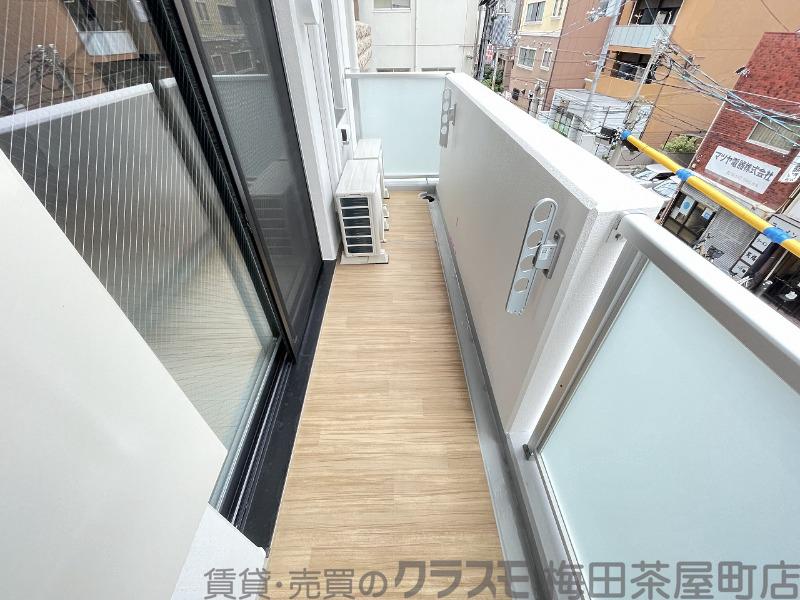 23/30 バルコニー