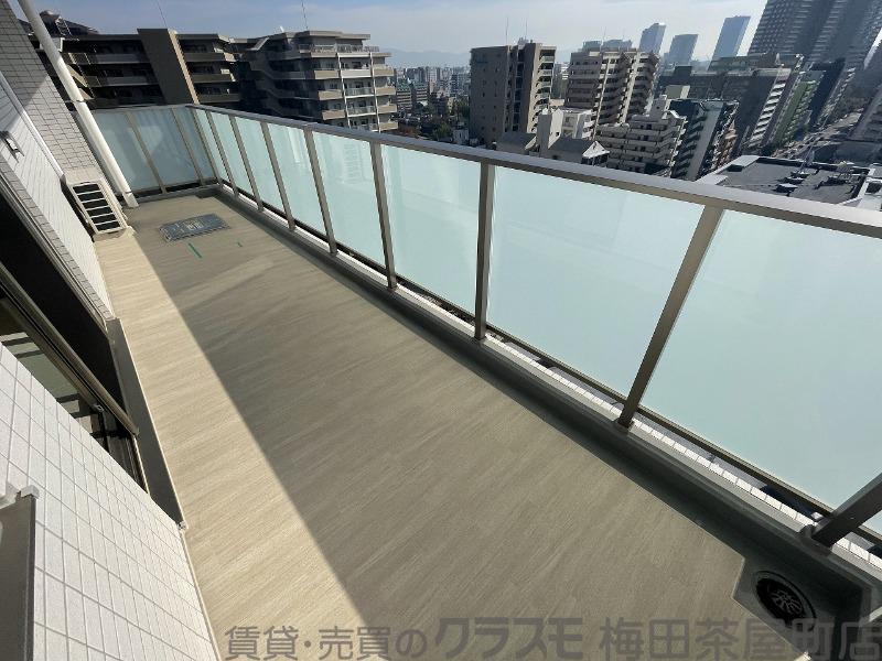 14/30 室内