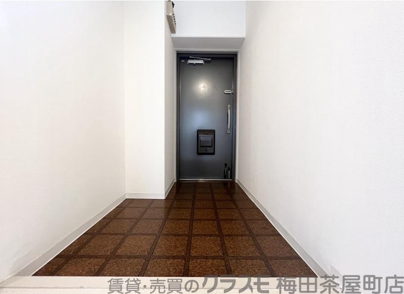 14/30 玄関