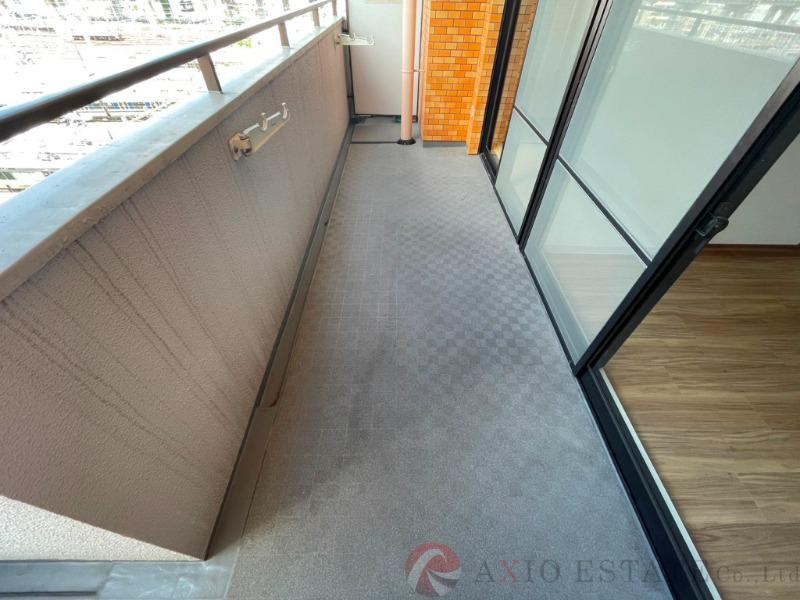 21/30 バルコニー