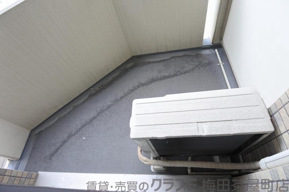 21/30 バルコニー