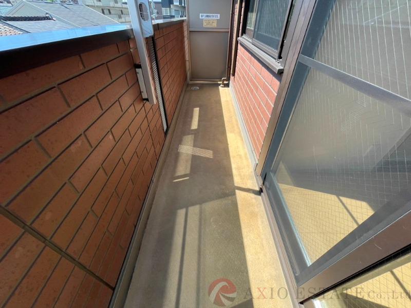 21/30 バルコニー