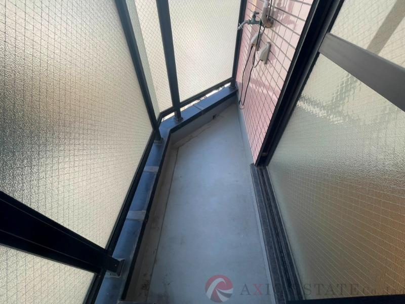 21/30 バルコニー