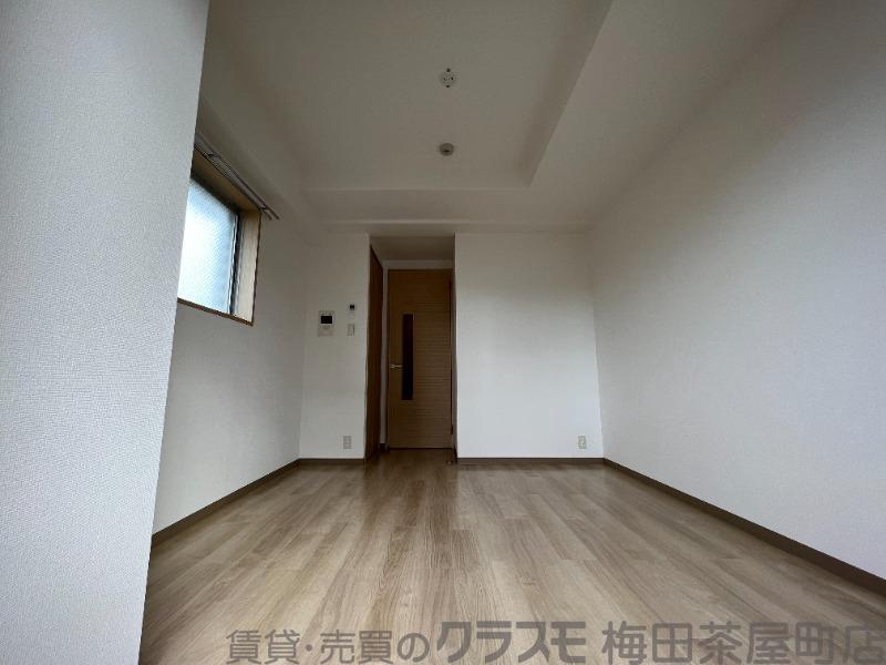 13/30 寝室