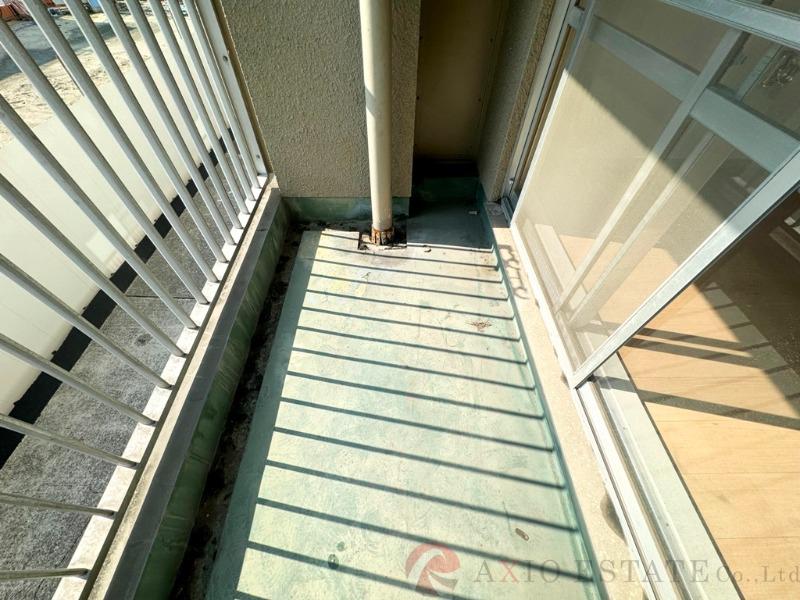 21/30 バルコニー