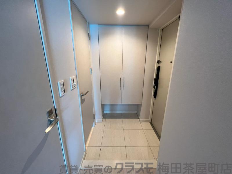 14/30 玄関
