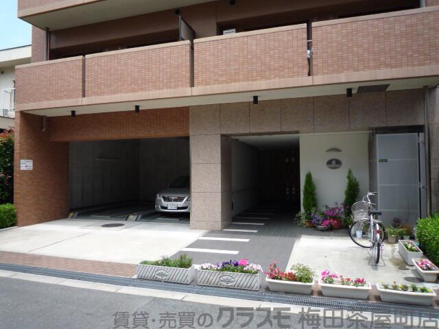 3/6 エントランス