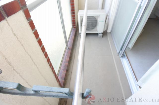 23/30 バルコニー