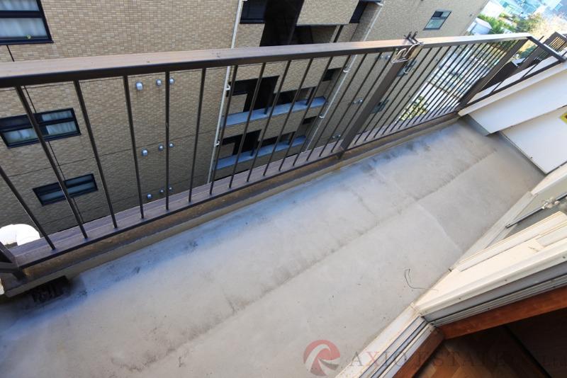 22/30 バルコニー