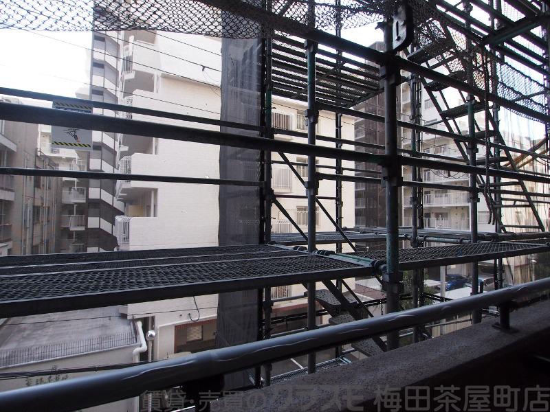 18/28 バルコニー