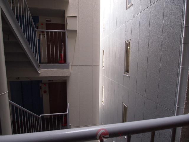 23/30 バルコニー