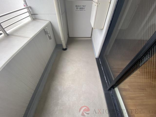 21/30 バルコニー