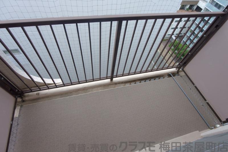 23/30 バルコニー