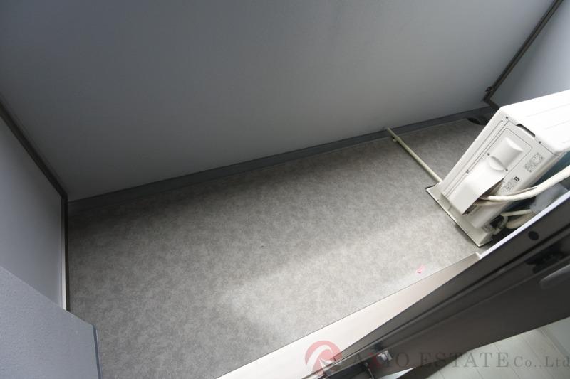 21/30 バルコニー