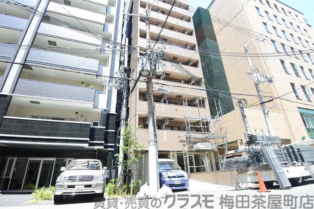 2/30 外観