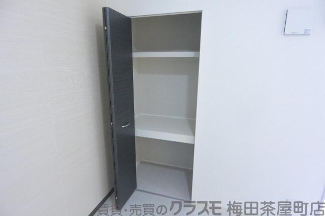 13/30 収納