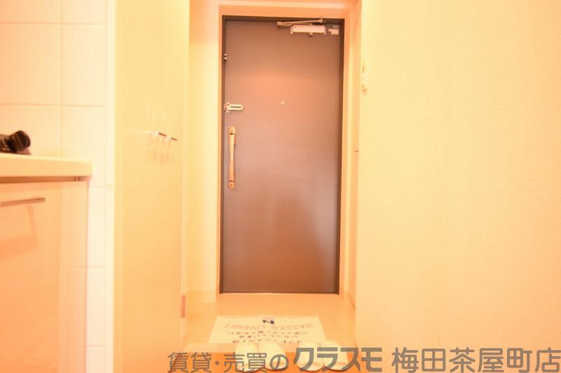 14/30 玄関