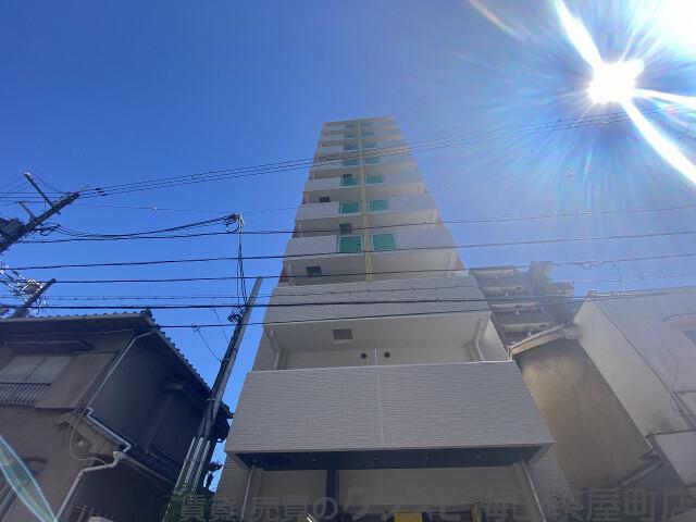 2/4 外観
