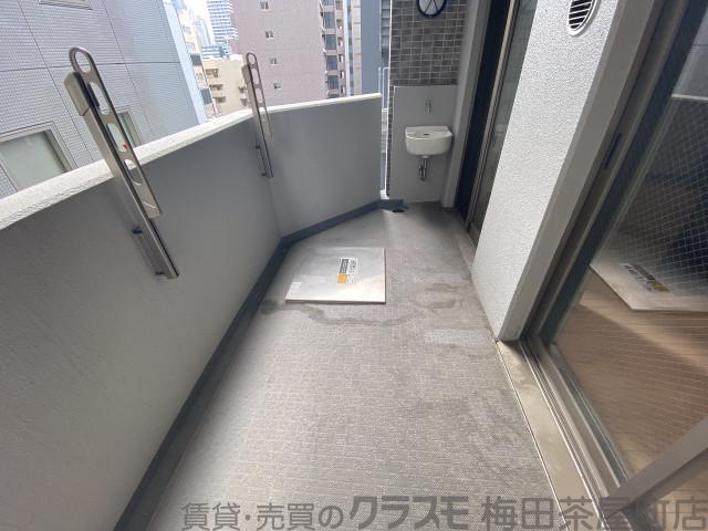 23/30 バルコニー