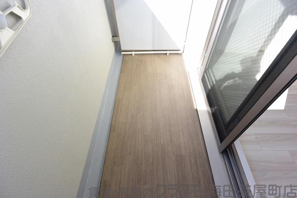 21/30 バルコニー