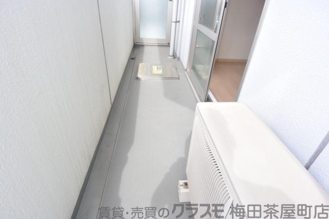 21/30 バルコニー