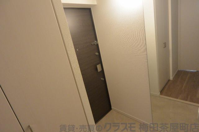 14/30 玄関
