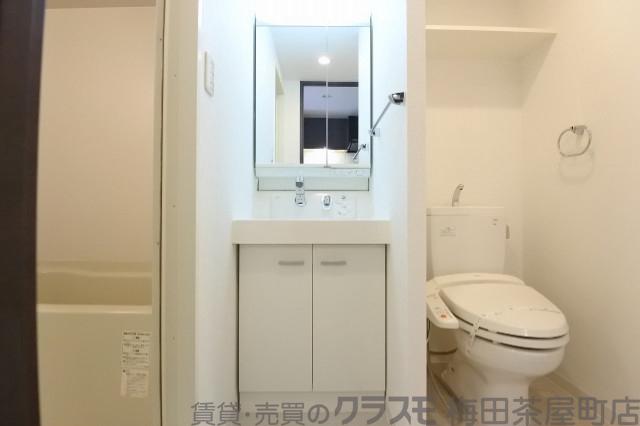 22/30 洗面