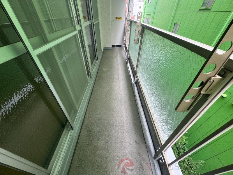 25/30 バルコニー