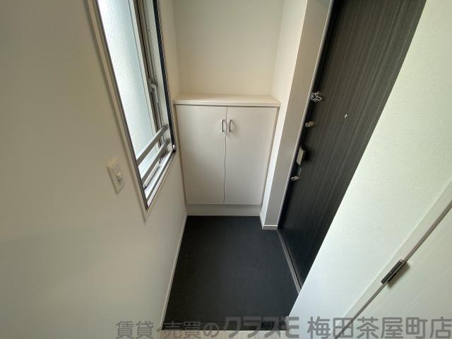 14/30 玄関