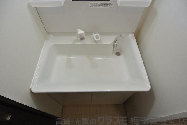16/30 洗面